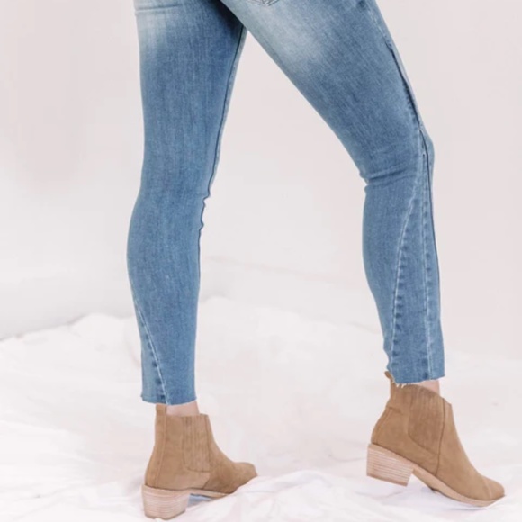 Special A Natalie Skinny Jeans with Split Hem - Picture 5 of 9